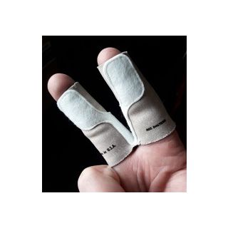 Stripee finger guard